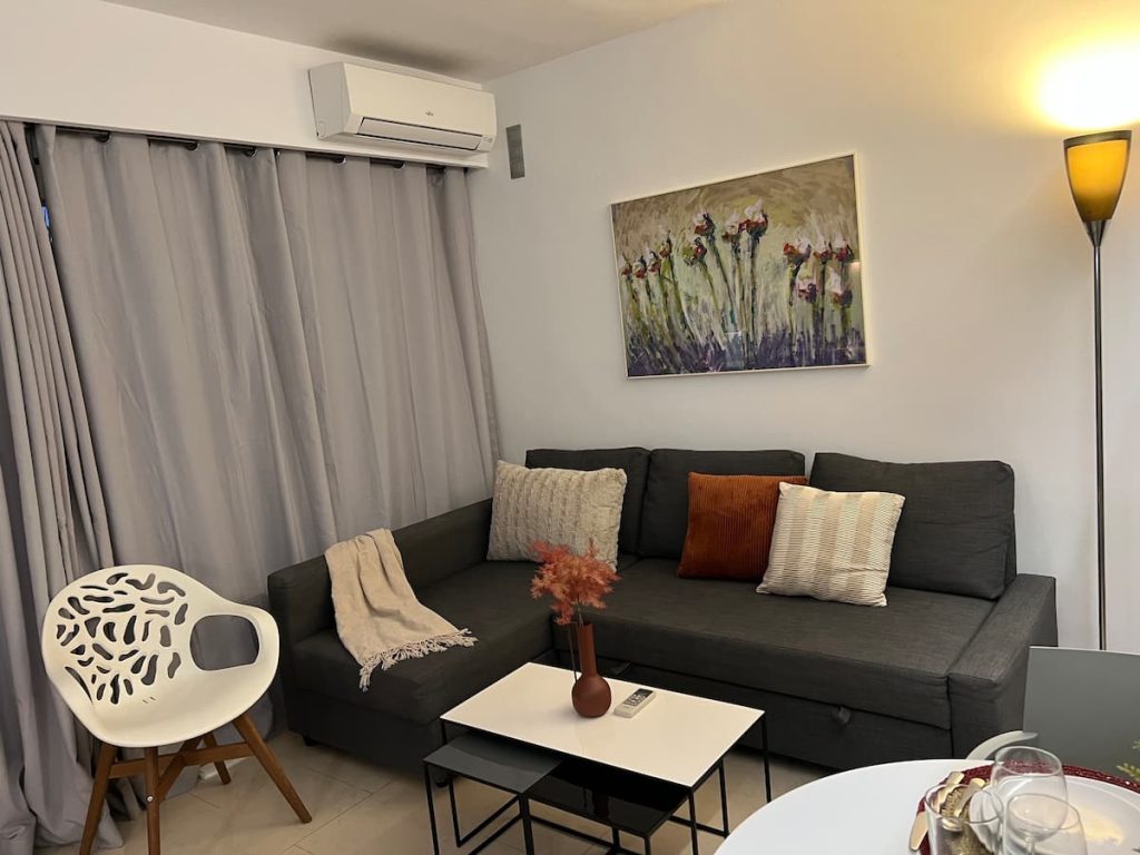 93b90dc8 24b4 4a71 9092 7b1157dc1061